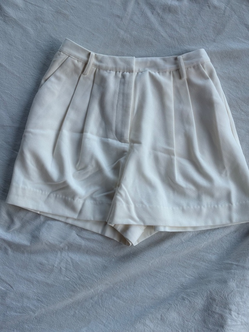 DISSH Jordy Tailored Short in Cream Honeycomb Size US 4